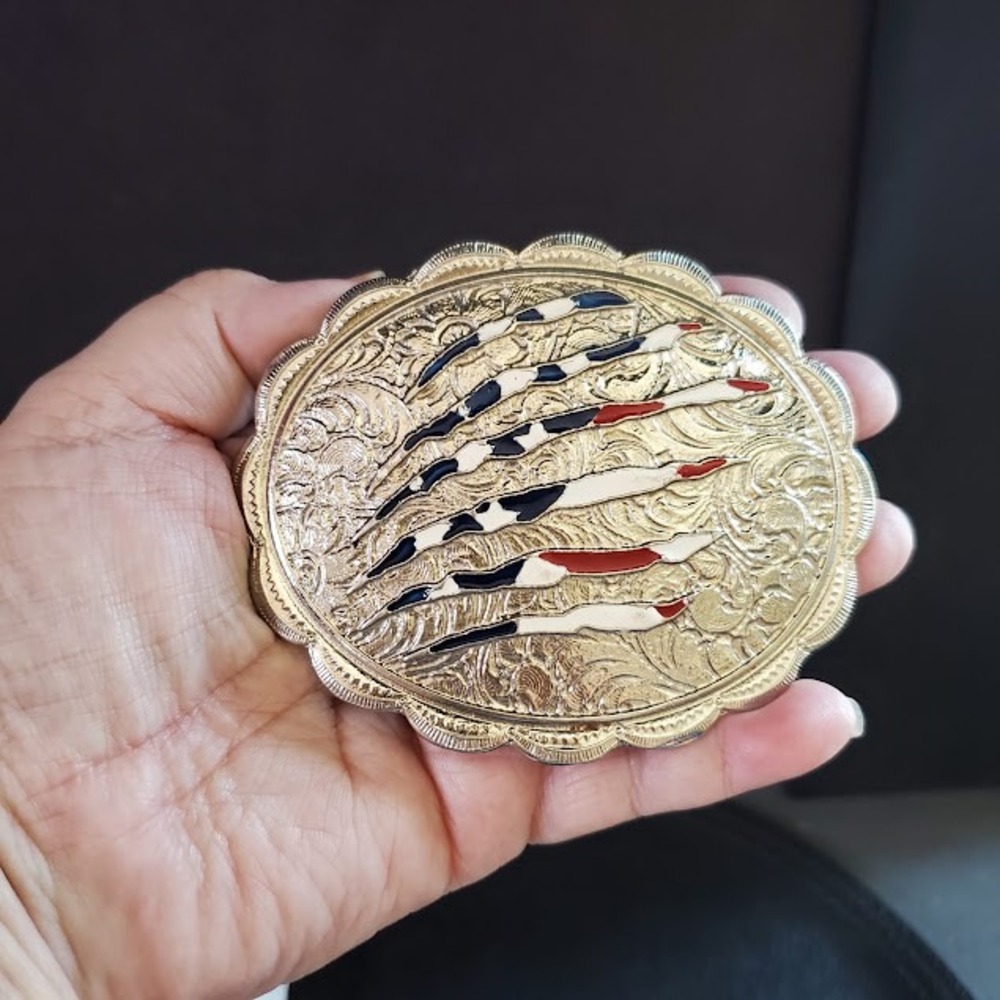 Shyanne Western Belt Buckle Silver Tone Scalloped Floral Red White Blue Claw